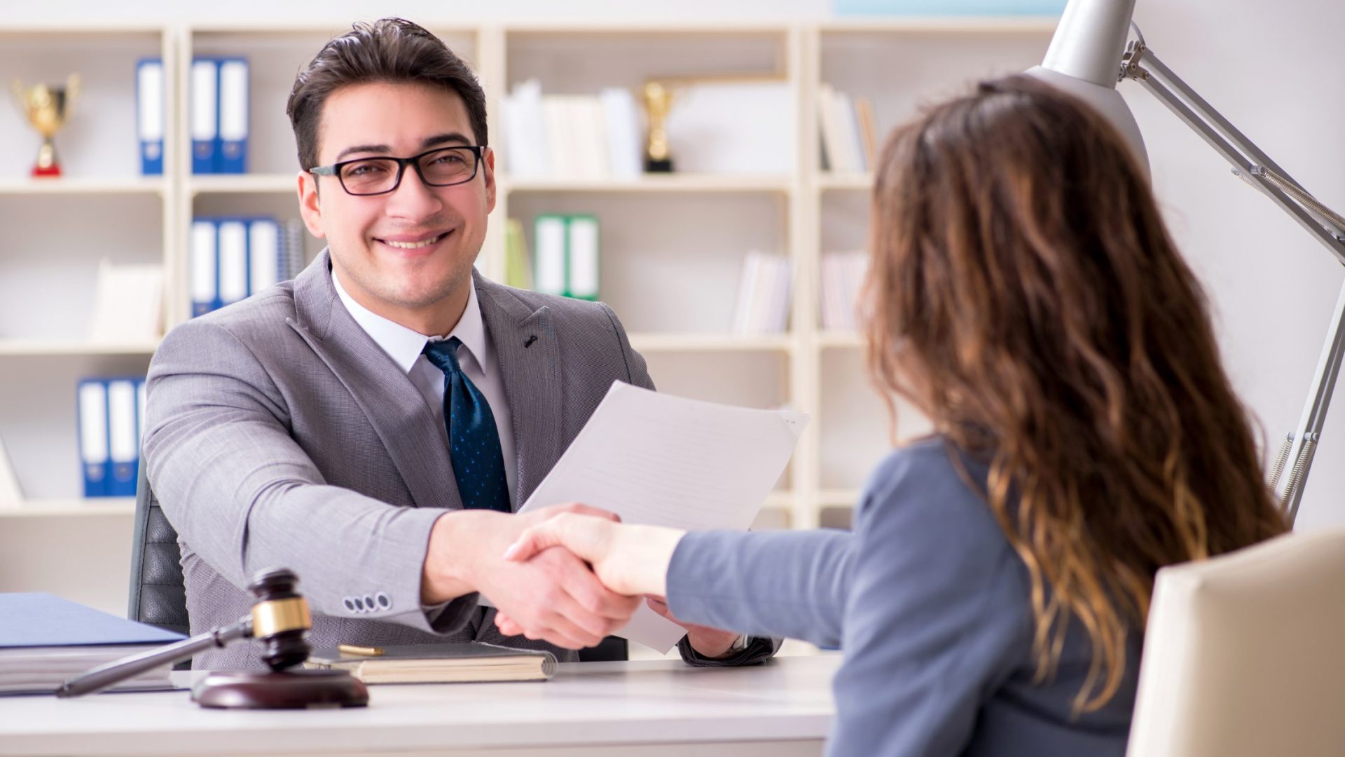 Contract Review Lawyer | Legal Clarity And Protection