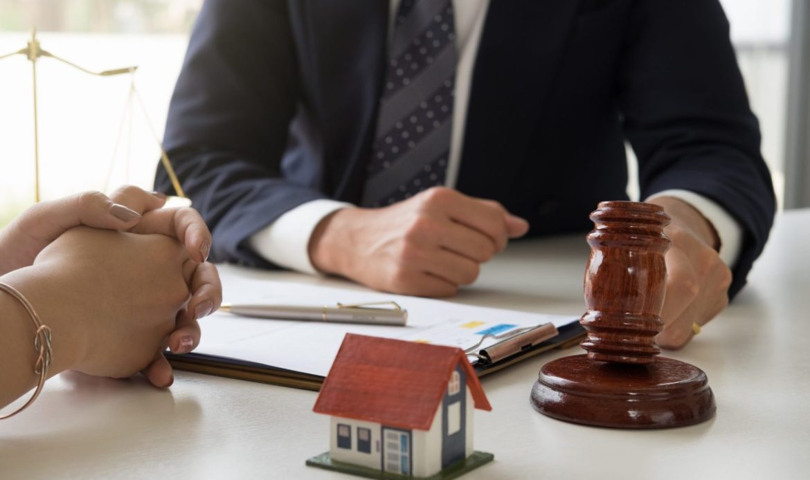 Commercial Real Estate Lawyer