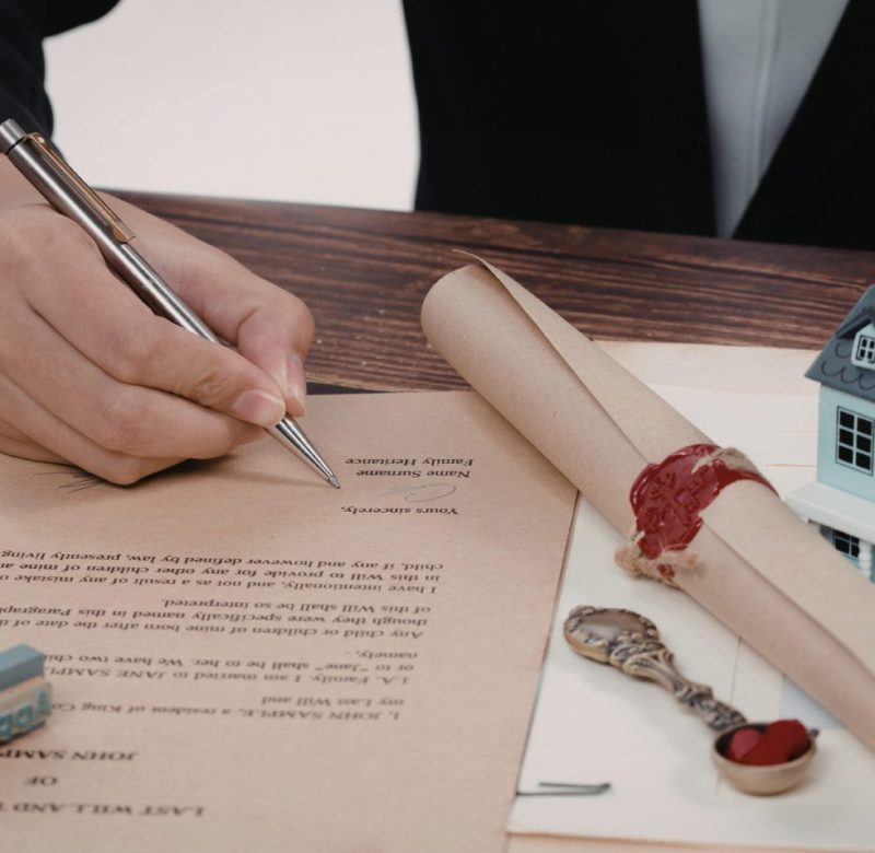 Commercial Real Estate Lease Attorney